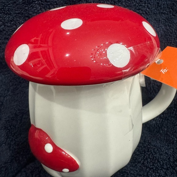 MUSHROOM COFFEE MUG WITH RED CAP MUG TOPPER - Picture 4 of 9